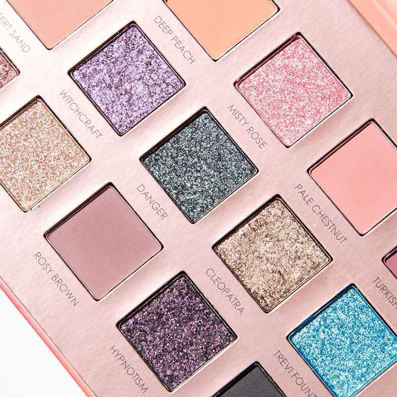 KissCrown 'HoneyGlow' Eyeshadow Palette: Sweet Shades for Royal Eyes